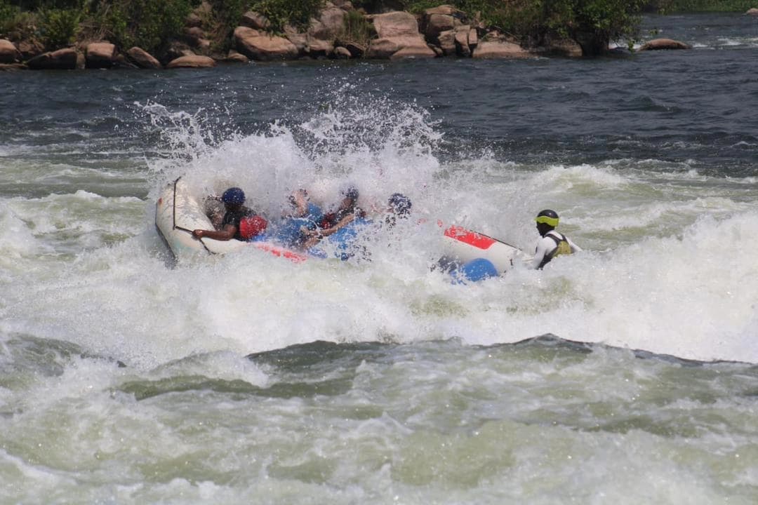 Nile River safaris with boat trips and white water rafting adventures